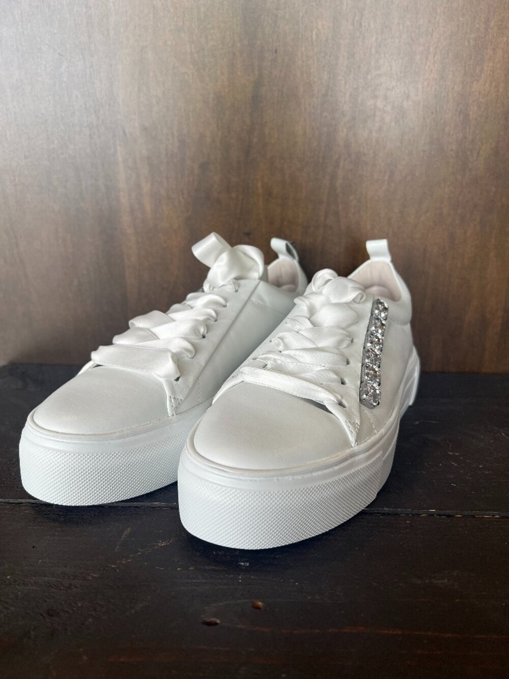 Kennel & Schmenger White Ribbon Lace & Jeweled Sneakers Size 6.5